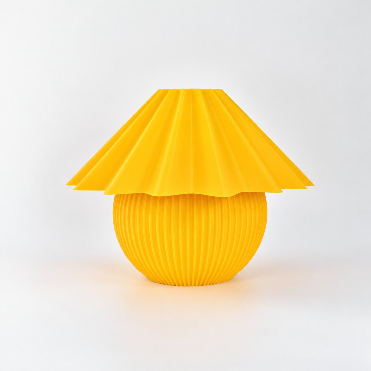 Penélope en amarillo
